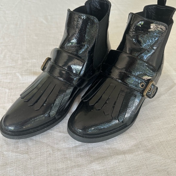 Marc Fisher Black Leather Footwear - Picture 5 of 6